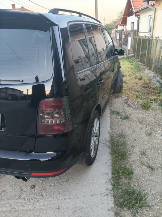 Volkswagen Touran 2.0 Tdi