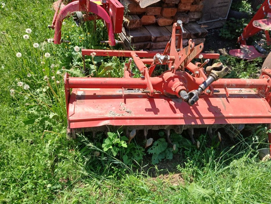 Tractor plus utilaje