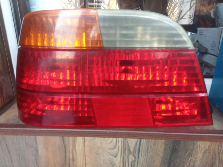 Фонарь левый на BMW E38  рестайлинг