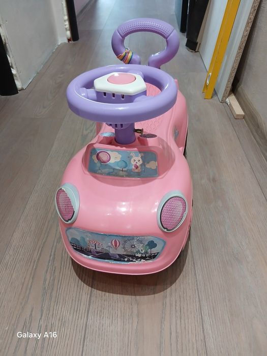 Тротинетка и кола