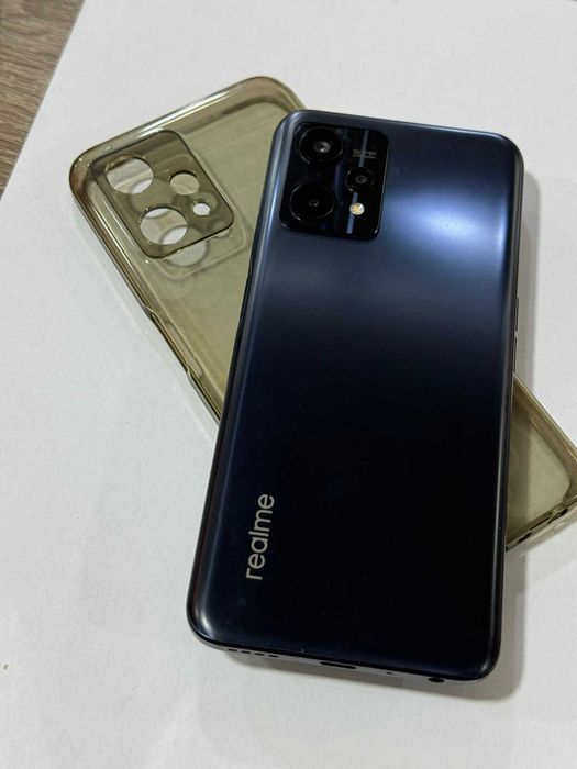 Продавам Realme 9 5G
