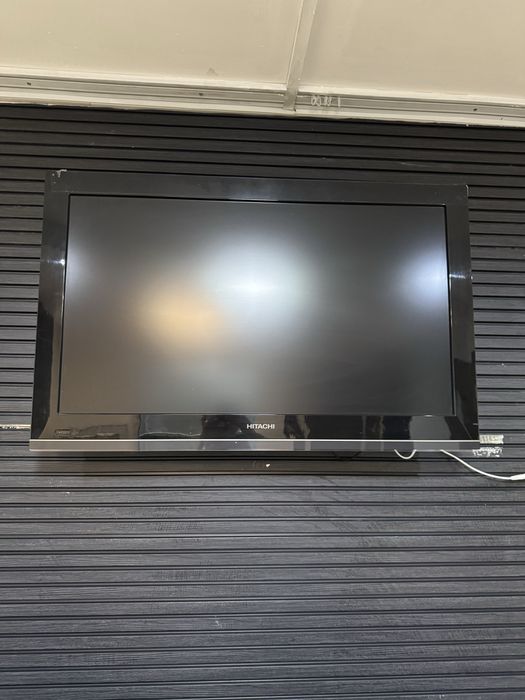 Телевизоры Log и НКС  б/у