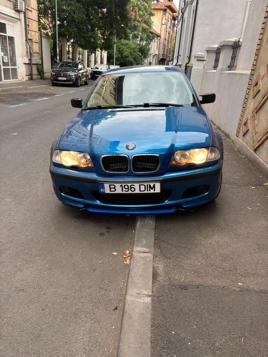 BMW e46 albastru