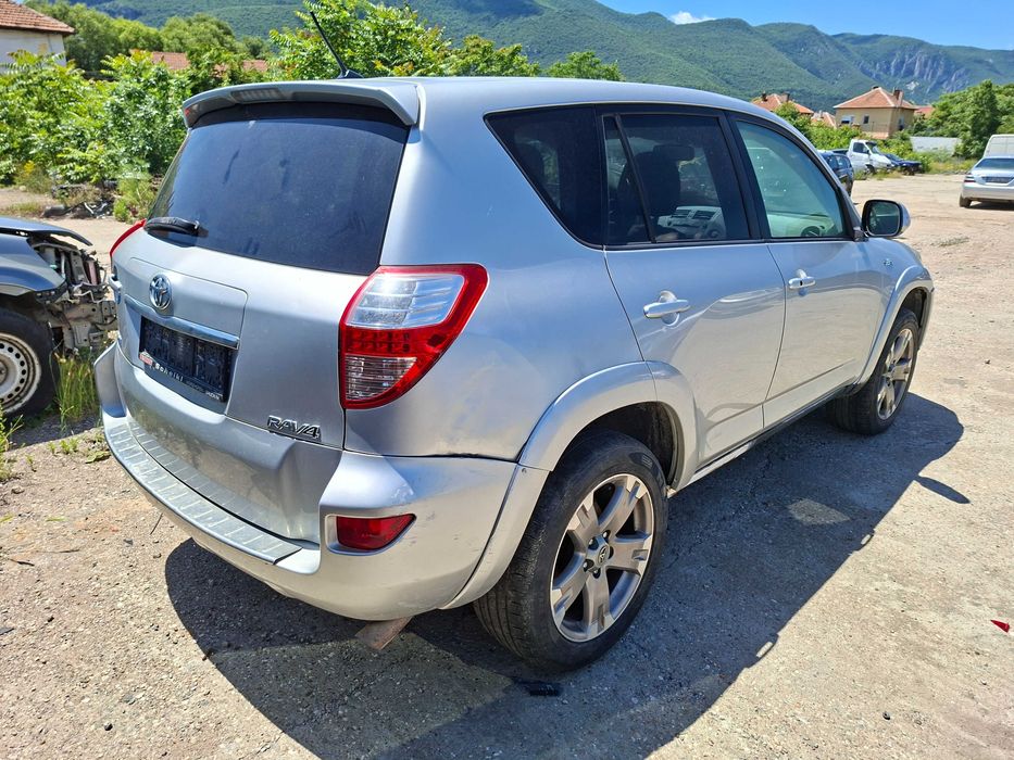 Toyota RAV4  2009г 2.2dcat 4x4 автомат-на части!
