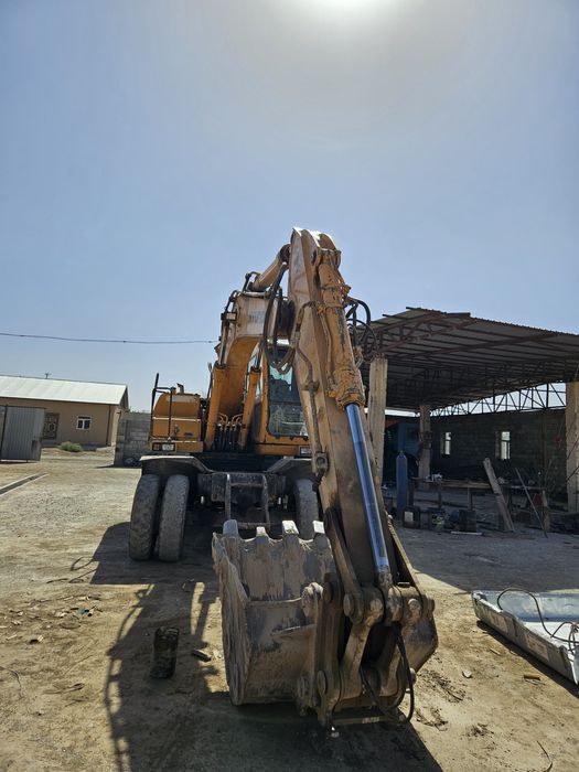 Екскаватор 1300w -3