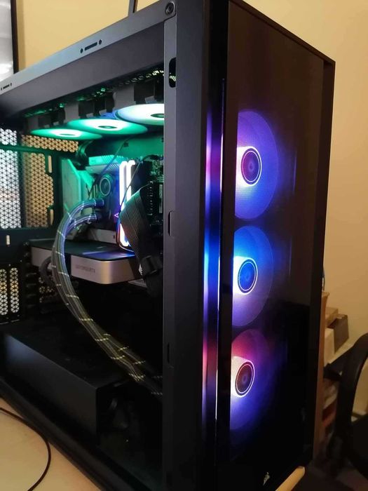 Carcasa Corsair iCUE 5000X RGB Black folosita dar ca noua