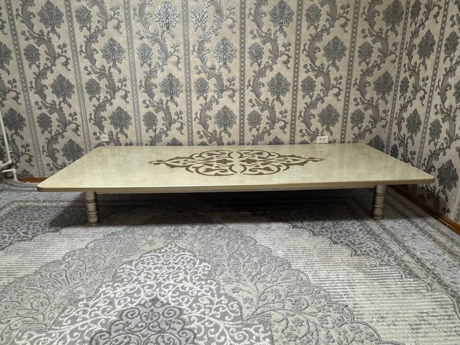 Хонтахта & можно использовать как стол