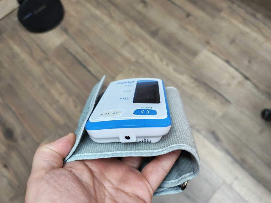 Апарат за кръвно налягане Zedd Go