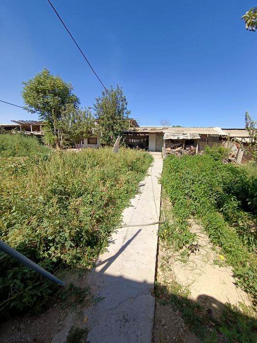 Үй сатылады. Срочна.