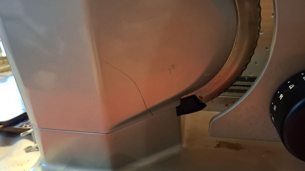 Feliator carne si mezeluri Ritter