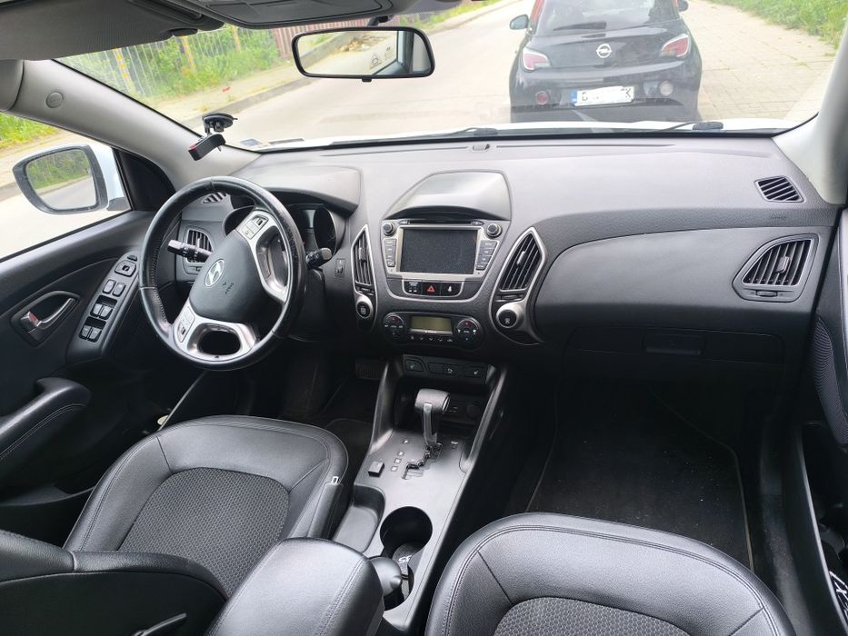 Hyundai ix35 2.0L DOHC 16V 2WD Automatic