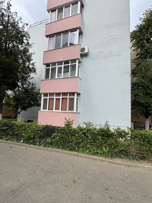 Apartament,  2 camere,Gradiste, 69 mp,Parter