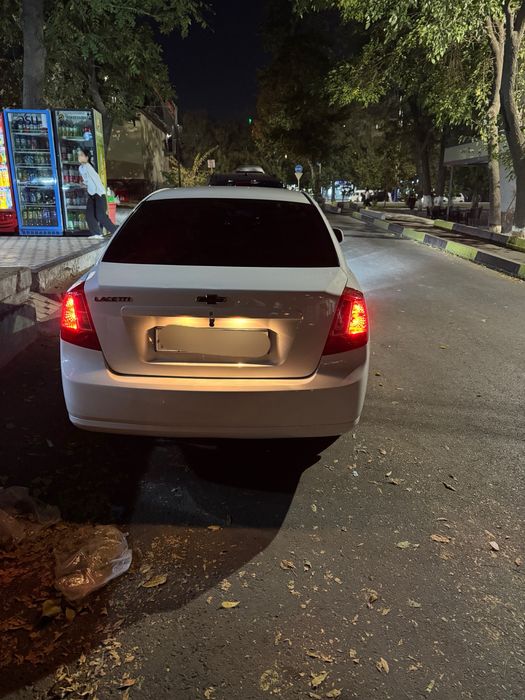 Gentra sotiladi kraskasi toza!!!