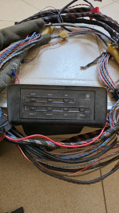 Nokia DSP + Philips Gamma IV за Golf III