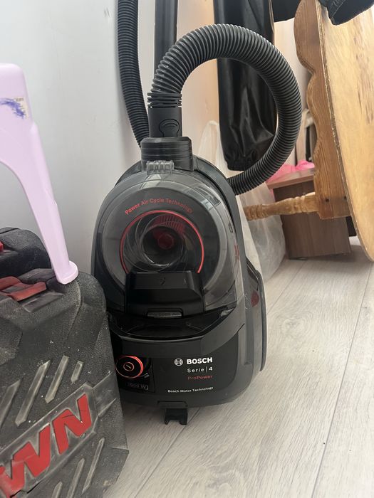 Пылесос в отличном состянии