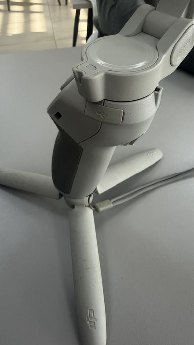 DJI OSMO SE 4 стабилизатор