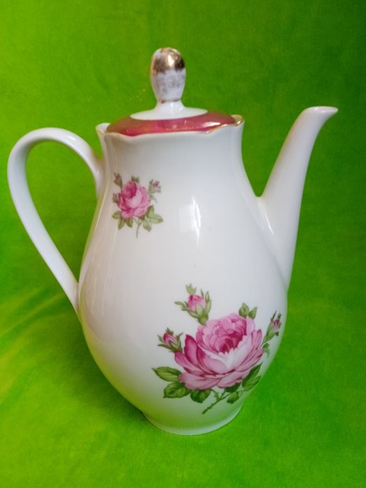 Чайник фарфор ГДР Colditz (1970 гг),винтаж, 22 см,1,4 л.Без соколов.