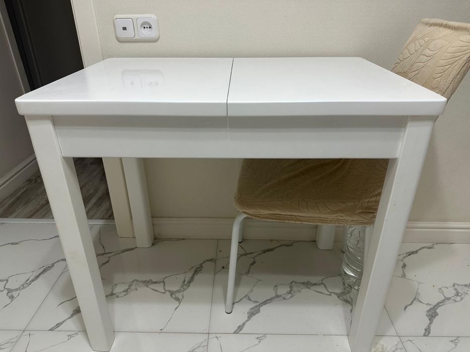 Продам стол для кухни