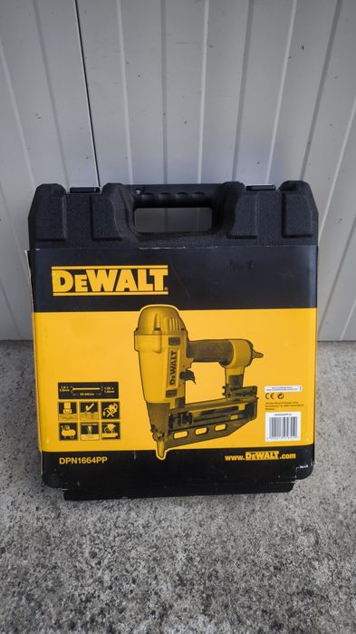 Vand Pistol pneumatic de batut cuie DeWALT DPN1664PP – Nou la cutie!