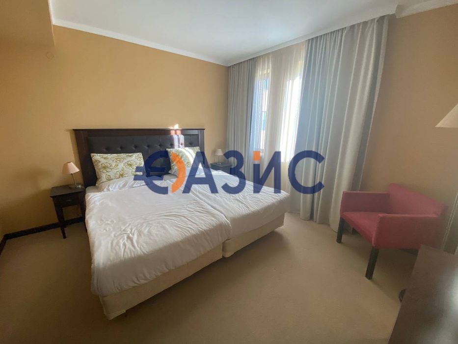 Продава се Двустаен апартамент в к.к. Слънчев бряг - 78 кв.м за 1347 €/кв.м - Снимка #13