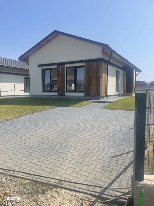 Casa individuala l 3 camere l curte l pod l Apahida - Sub Coasta