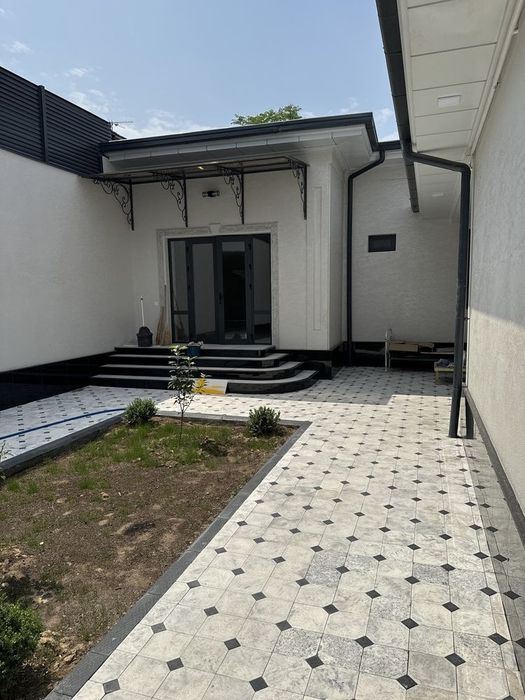 Срочно! Продажа. 8 ком, 3 сот. Уйсозлар