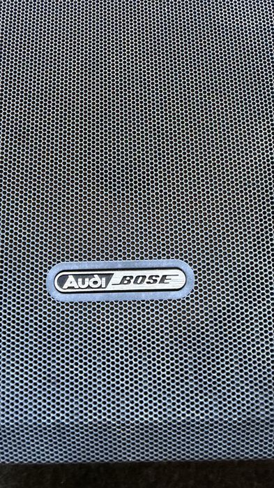 Ауди BOSE колонки задней полки