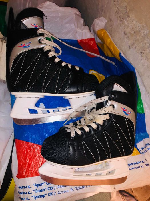 продам коньки 31 и 36р