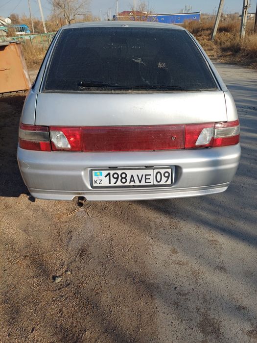 Продаю лада2112.