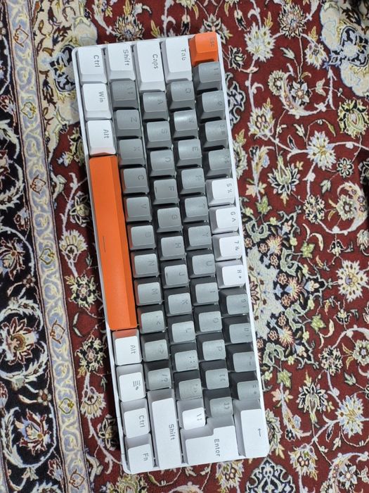 Продается механическая клавиатура