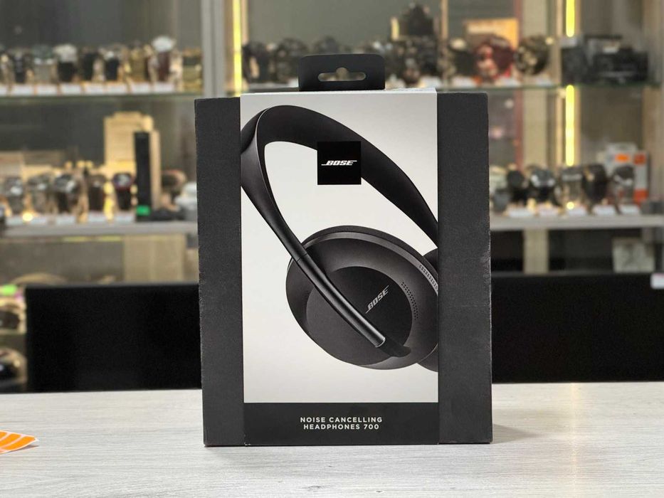 Bose 700 Wireless Noise Cancelling
