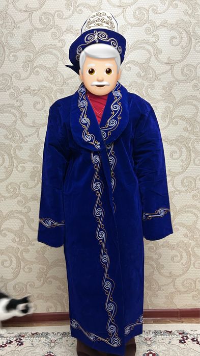 Продам Шапаны ,национальные одежды на кануне праздников