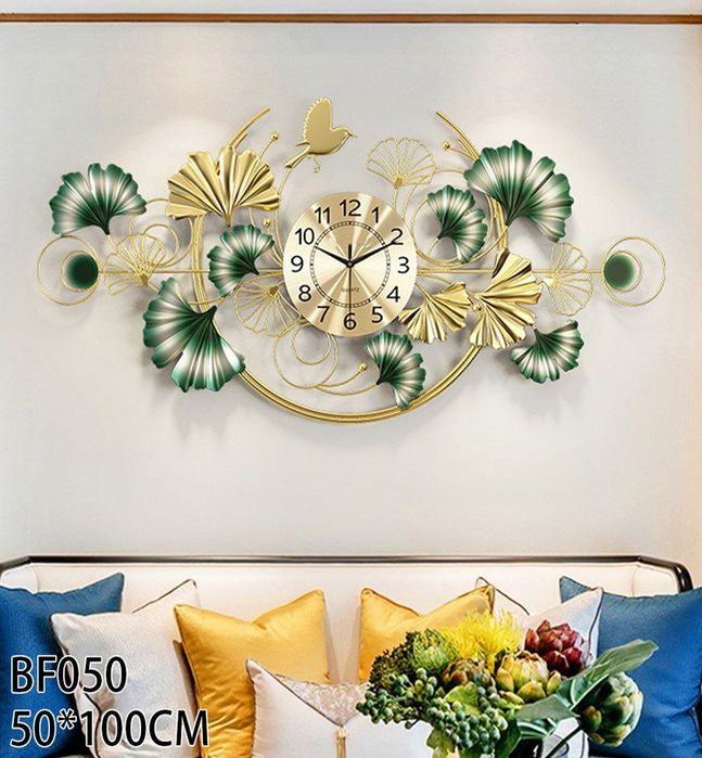 Devor uchun soatlar.  Zamonaviy soatlar