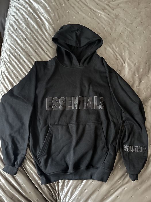 Ново худи Essentials