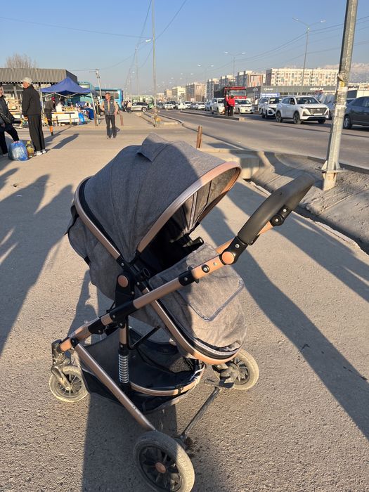 Коляска за 7000 тг