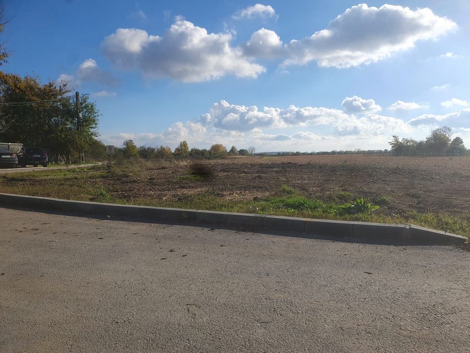 Teren intravilan Gaesti - suprafata utila 2600 mp