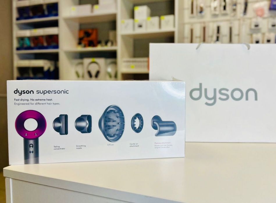 Продам Dyson Supersonic Стайлер Фен Мощный в цвете Фуксия + Расчески
