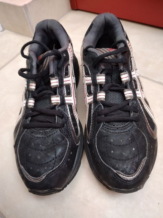 Маратонки Asics Gel номер 37,5