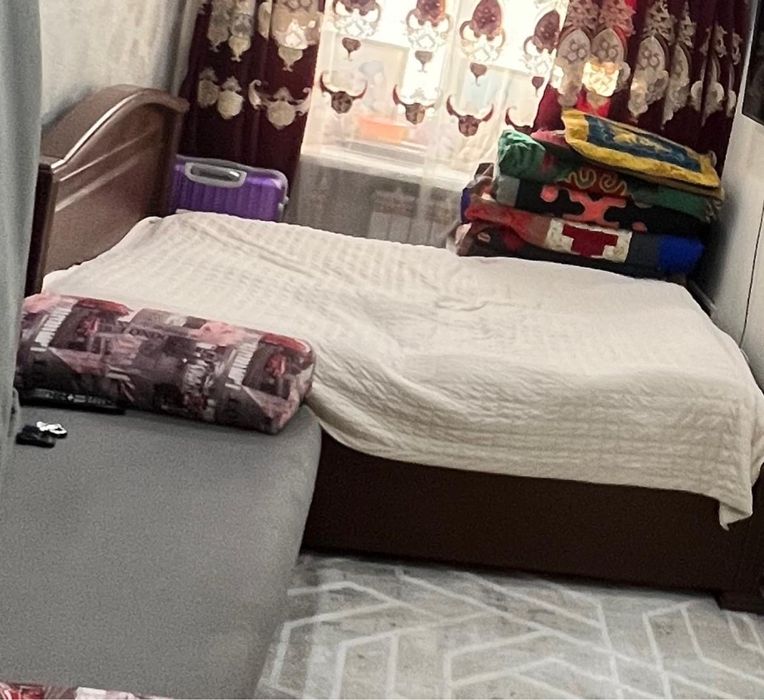 Продам 2х спальную кровать