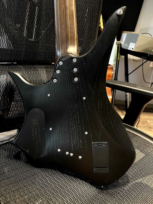 Електрическа китара GOC Vajra 7 string