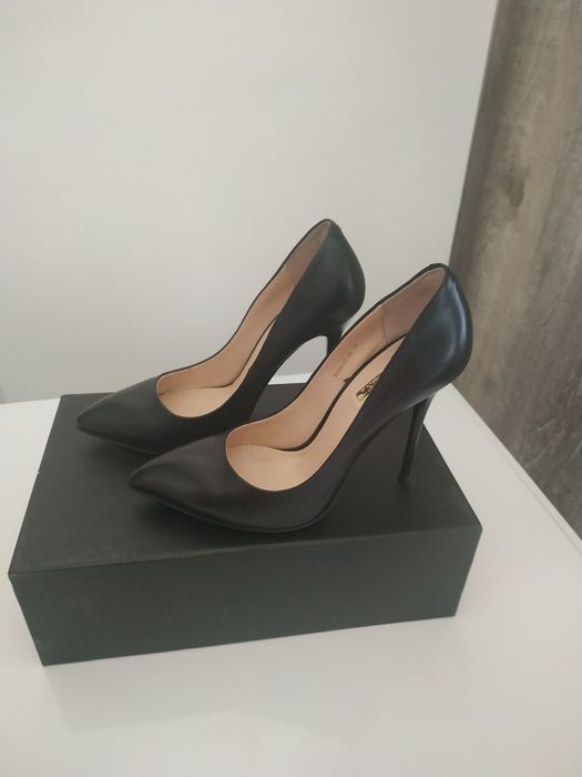 Туфли кожаные на шпильке BASCONI.