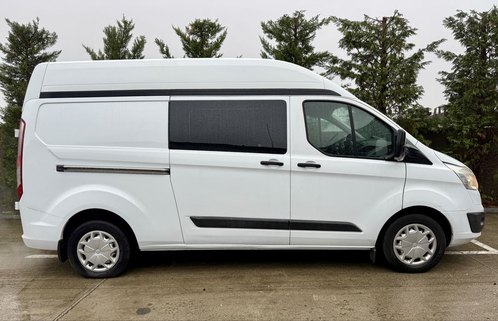 Transit Custom 2.2 D 6 locuri si 7m cub bagaj L2H2,an 2015,125 PS.Clima.
