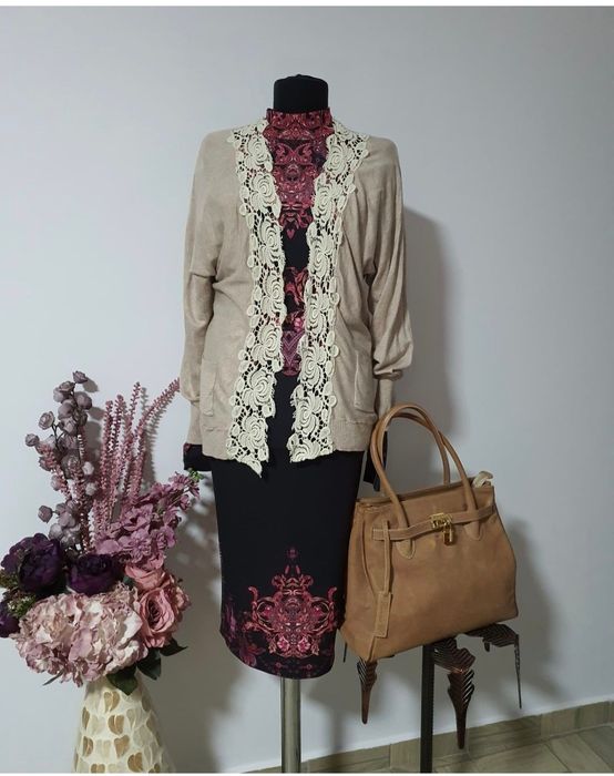 Cardigan/capa pentru rochii, fuste, pantaloni, blugi;
