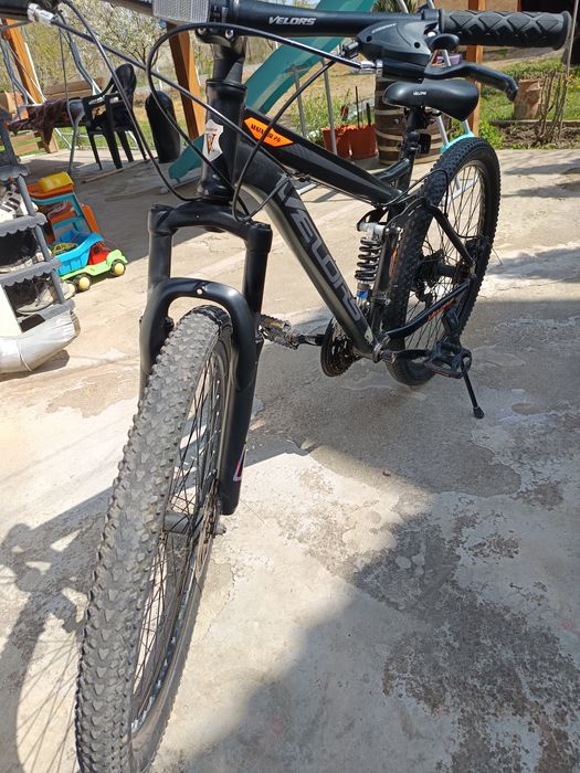 Bicicleta velors full suspension