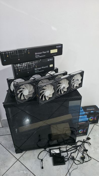 Lian Li Pachet carcasa+ventilatoare+strimere