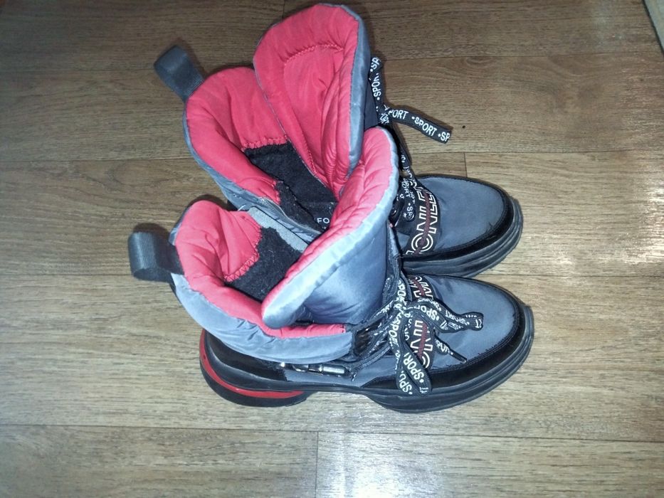 Ботинки детские 38 размер