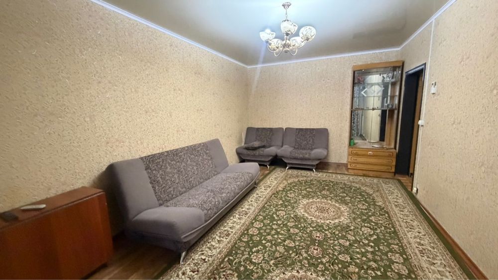 Сдам 2х ком квартиру срочно