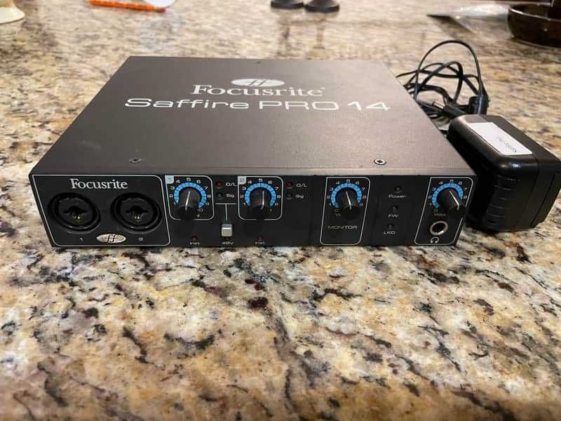 Kit Studio: Focusrite Saffire Pro 14 + Placă PCIe Texas Instruments
