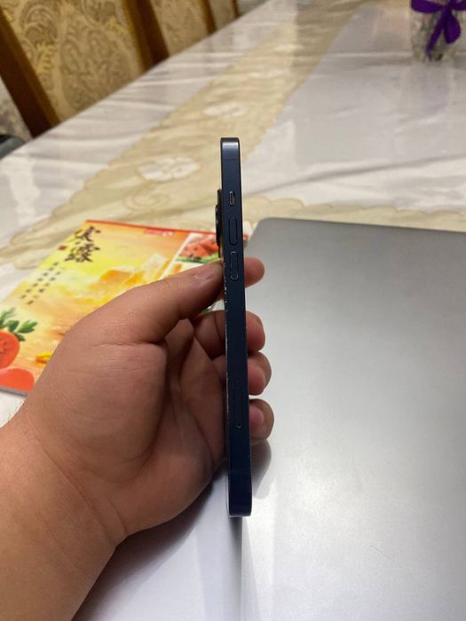 iPhone 13 o‘zi 128 xotira