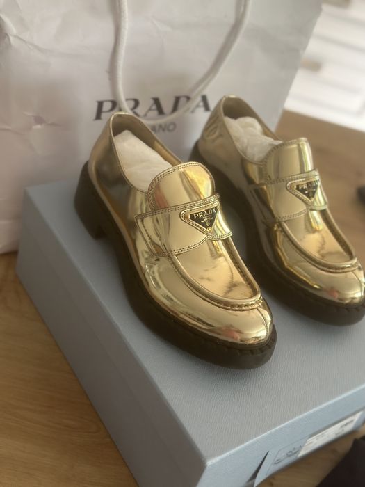 Оригинални обувки Prada